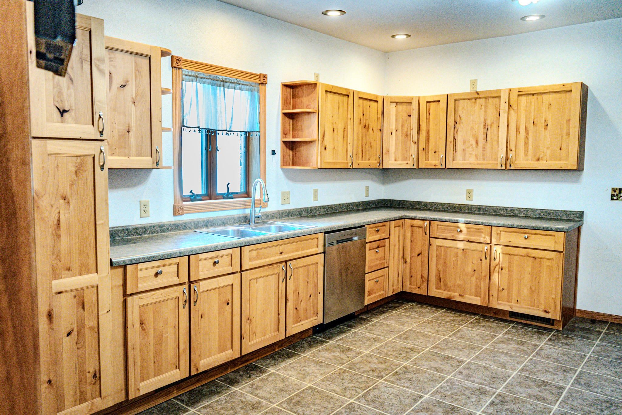 115 South 6th Street Reedsville, WI 54230 - Photo 8 of 27