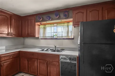 $599,900 | 5021 Augusta Road, Garden City, GA 31408