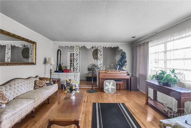 $599,900 | 5021 Augusta Road, Garden City, GA 31408