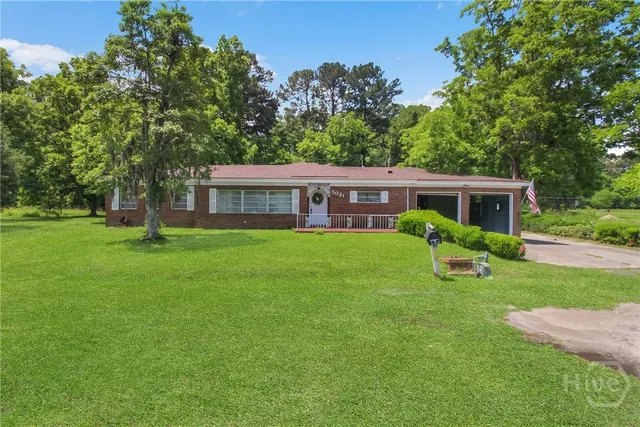 $599,900 | 5021 Augusta Road, Garden City, GA 31408