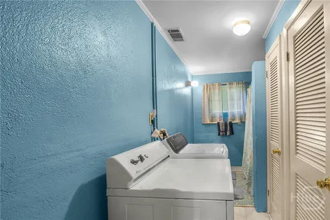 $599,900 | 5021 Augusta Road, Garden City, GA 31408