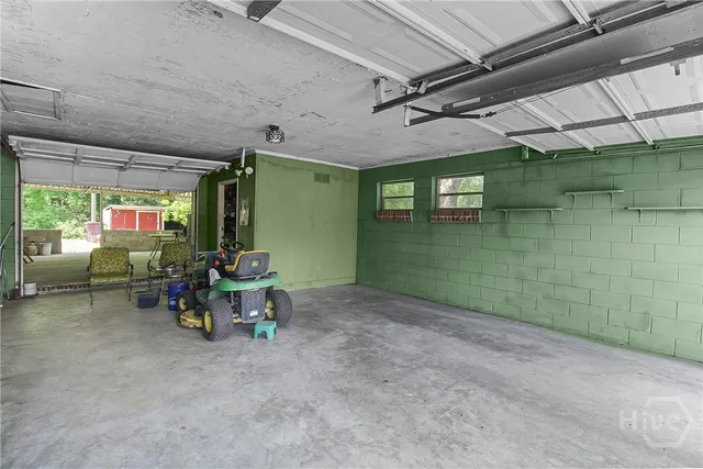 $599,900 | 5021 Augusta Road, Garden City, GA 31408