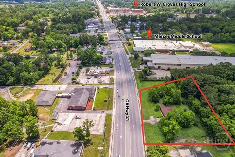 $599,900 | 5021 Augusta Road, Garden City, GA 31408