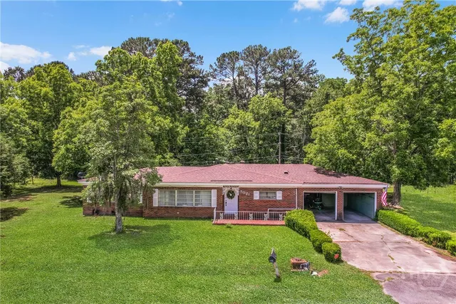 $599,900 | 5021 Augusta Road, Garden City, GA 31408