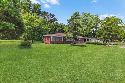 $599,900 | 5021 Augusta Road, Garden City, GA 31408