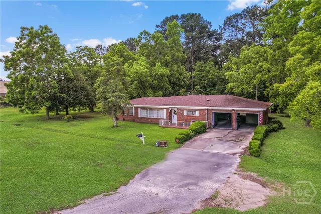 $599,900 | 5021 Augusta Road, Garden City, GA 31408