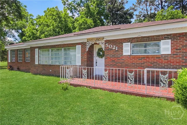 $599,900 | 5021 Augusta Road, Garden City, GA 31408