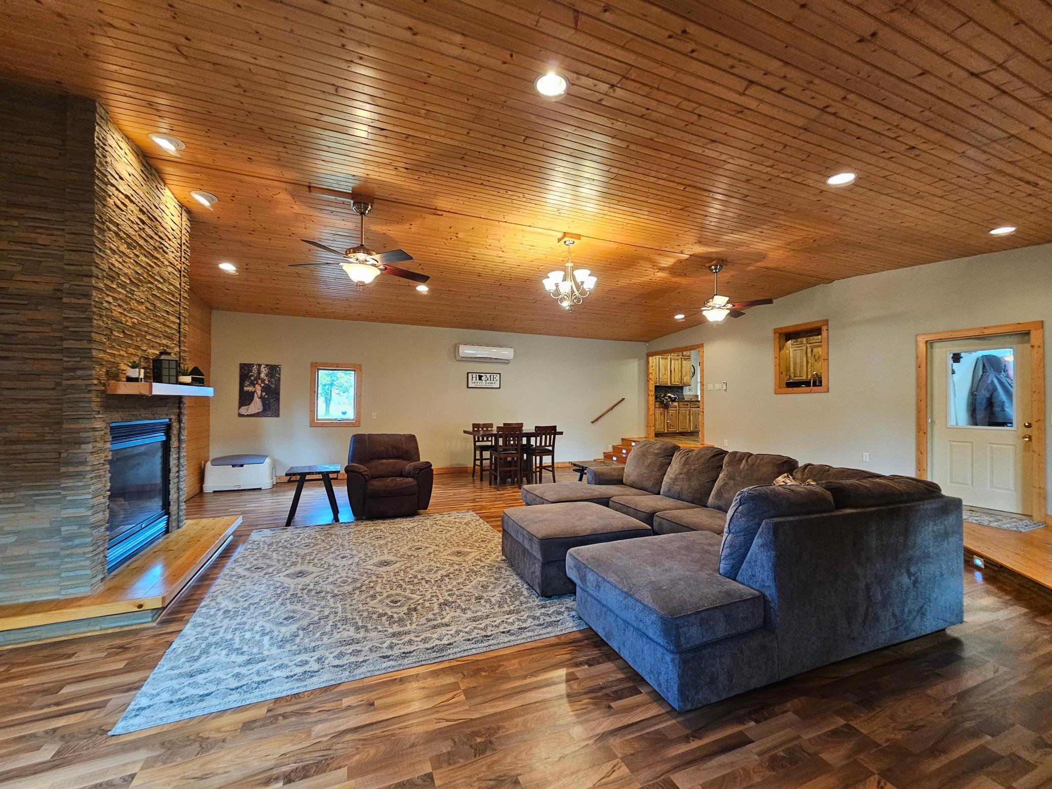 804 6th Avenue Southeast Pipestone, MN 56164 - Photo 16 of 44