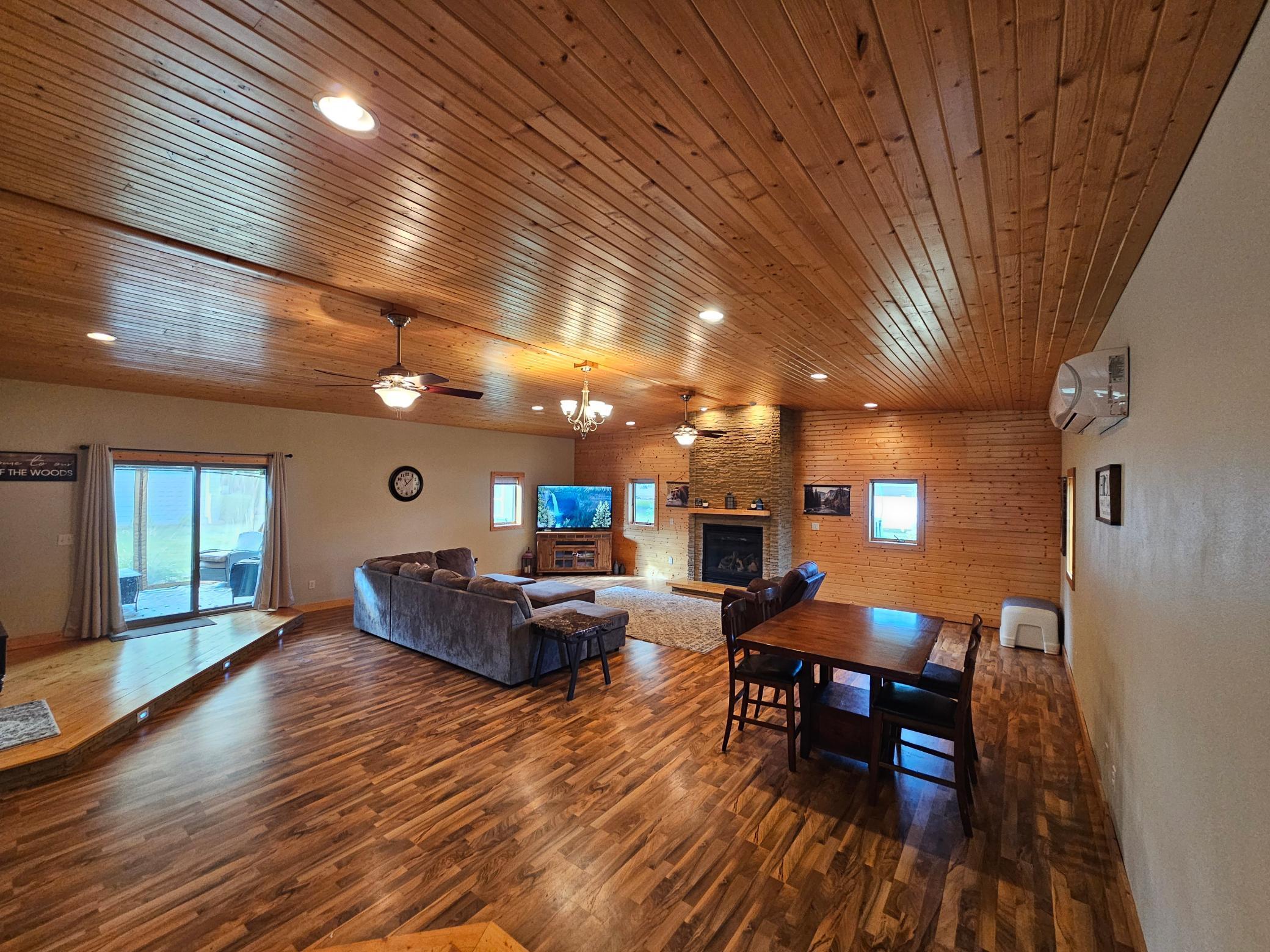 804 6th Avenue Southeast Pipestone, MN 56164 - Photo 18 of 44