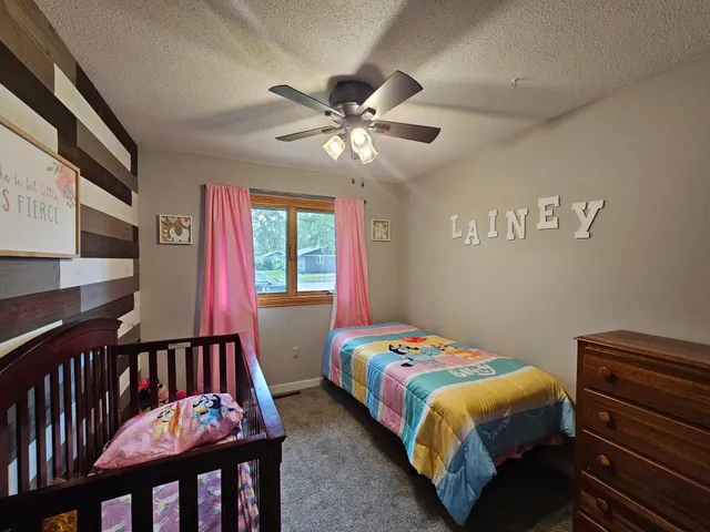 $325,000 | 804 6th Avenue Southeast, Pipestone, MN 56164