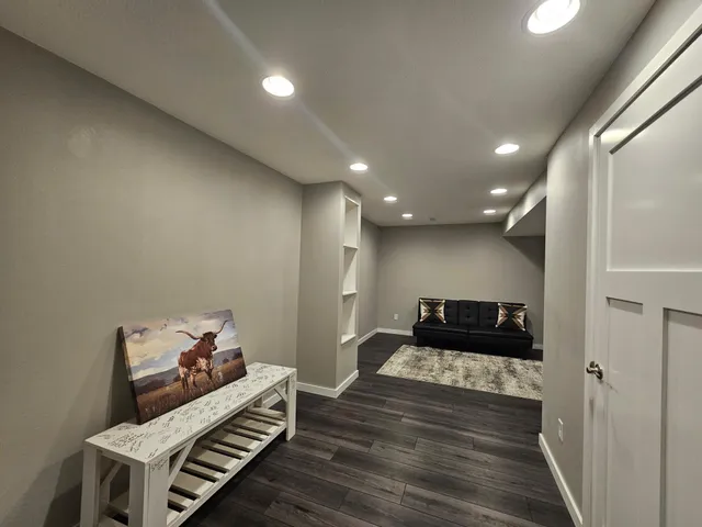 $325,000 | 804 6th Avenue Southeast, Pipestone, MN 56164