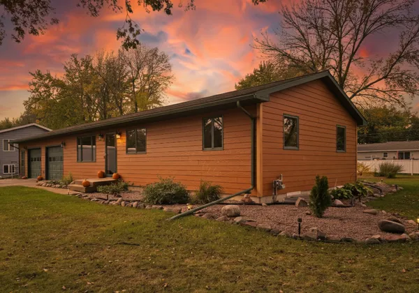 $315,500 | 804 6th Avenue Southeast, Pipestone, MN 56164