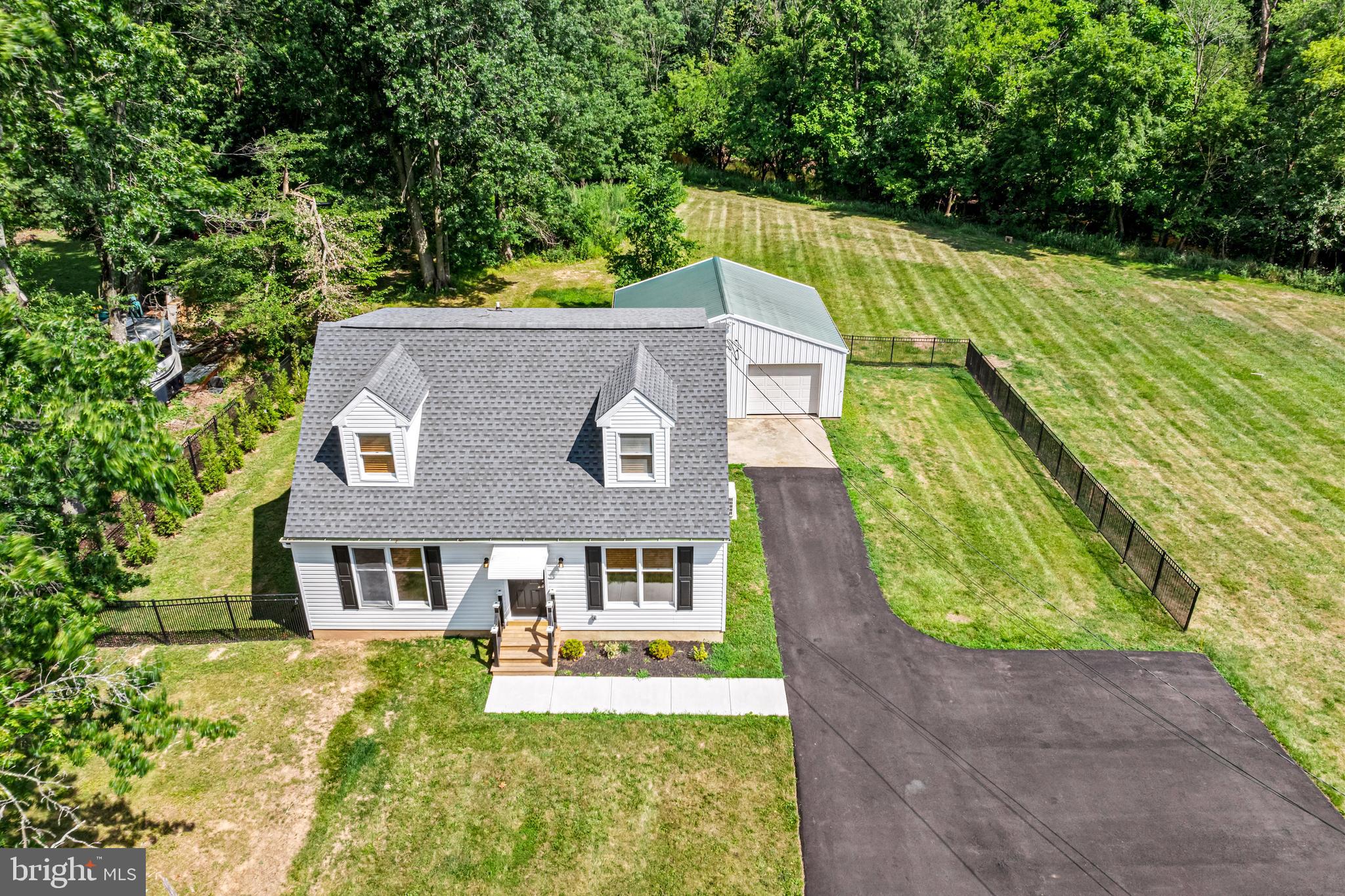 2247 Line Lexington Road Hatfield, PA 19440 - Photo 3 of 40 Gallery Image 3