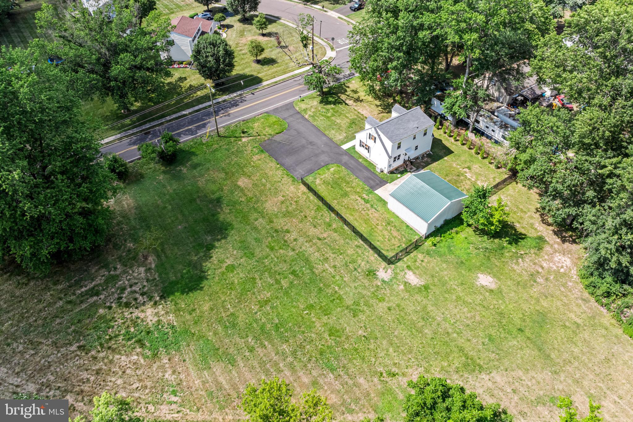 2247 Line Lexington Road Hatfield, PA 19440 - Photo 6 of 40 Gallery Image 6