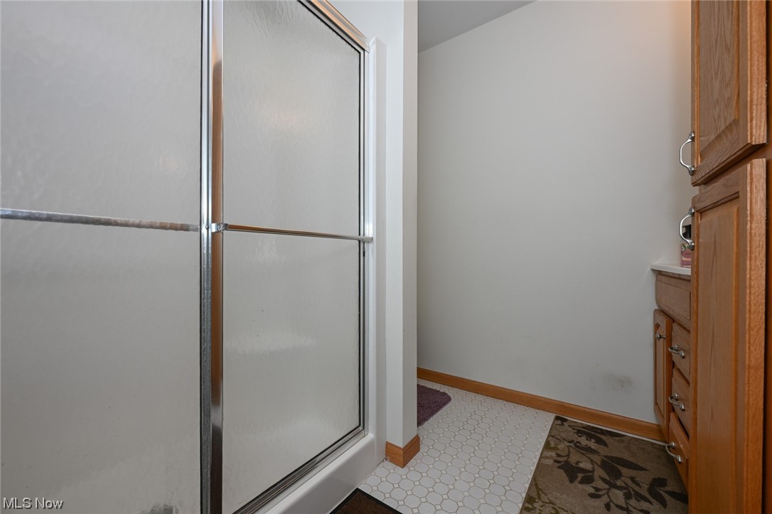 4574 Fishcreek Road Stow, OH 44224 - Photo 31 of 49 In-law suite full bathroom