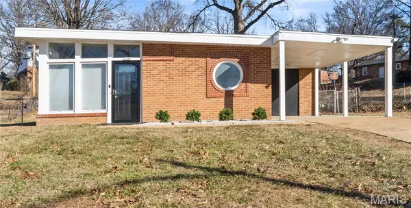 $159,900 | 7331 Wayne Avenue, University City, MO 63130