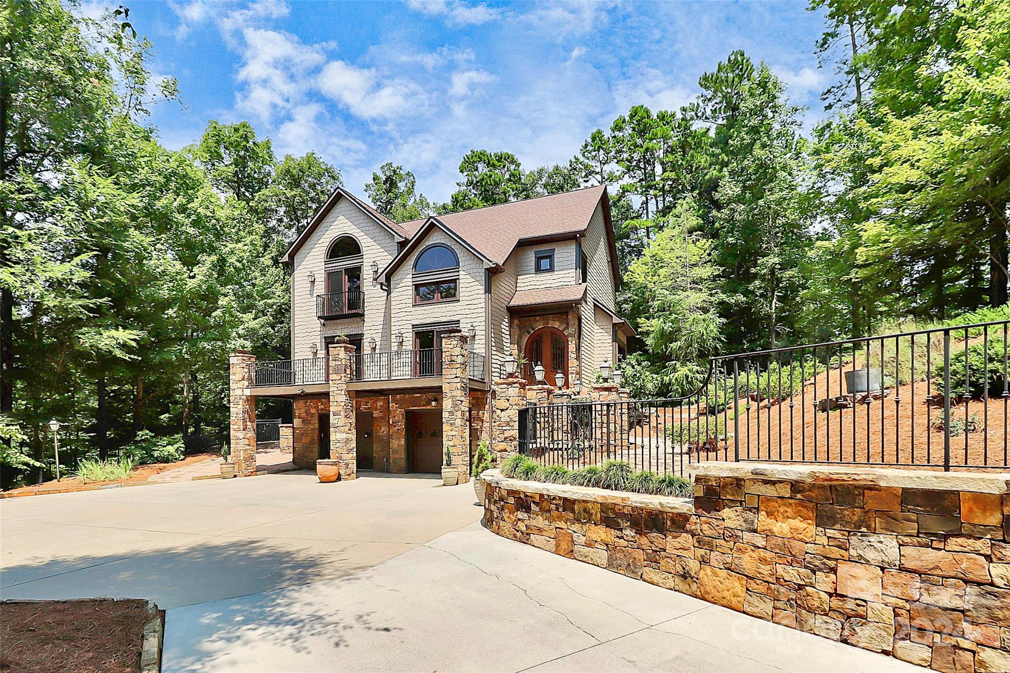 1601 Suther Road Concord, NC 28025 - Photo 4 of 47 Gallery Image 4