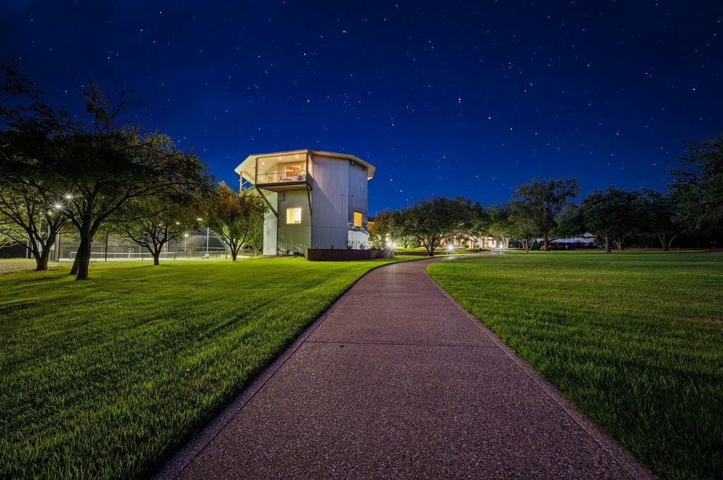 2313 Country Spring Road Lorena, TX 76655 - Photo 16 of 80