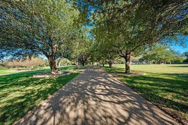 $7,950,000 | 2313 Country Spring Road, Lorena, TX 76655