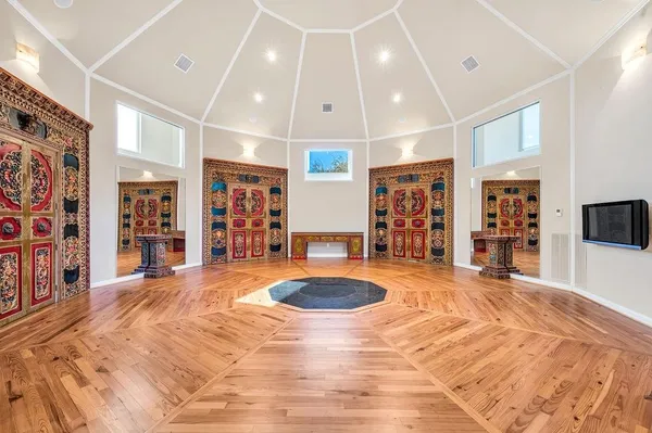 $7,950,000 | 2313 Country Spring Road, Lorena, TX 76655