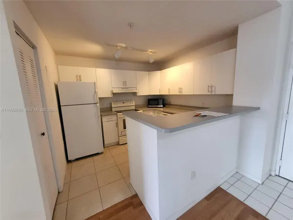 $2,200 | 4500 Northwest 107th Avenue, Unit 2019, Doral, FL 33178