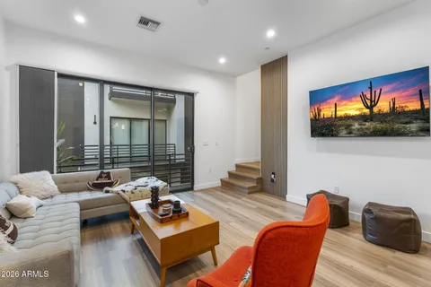 $875,000 | 4220 North 32nd Street, Unit 32, Phoenix, AZ 85016
