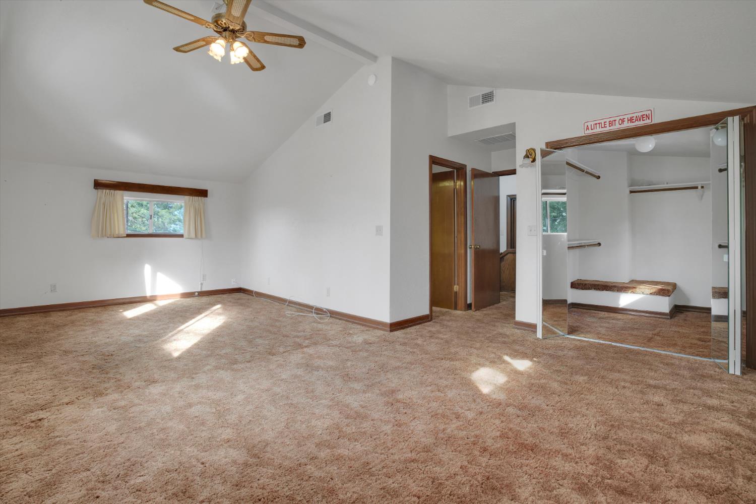 12066 Breckenridge Road Groveland, CA 95321 - Photo 24 of 41 a view of livingroom with hardwood