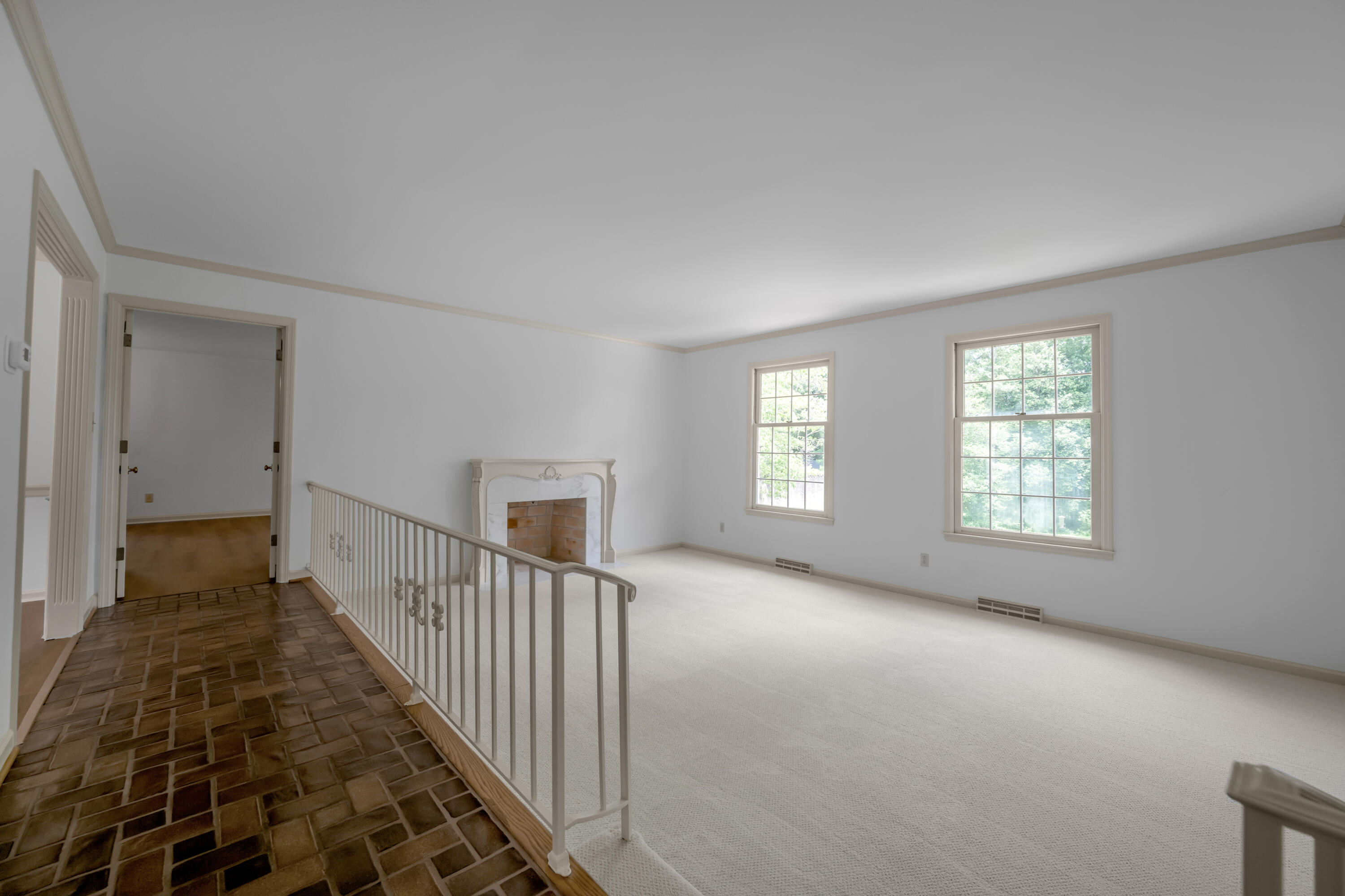 924 Chinoe Road Lexington, KY 40502 - Photo 7 of 70 Formal Living Room