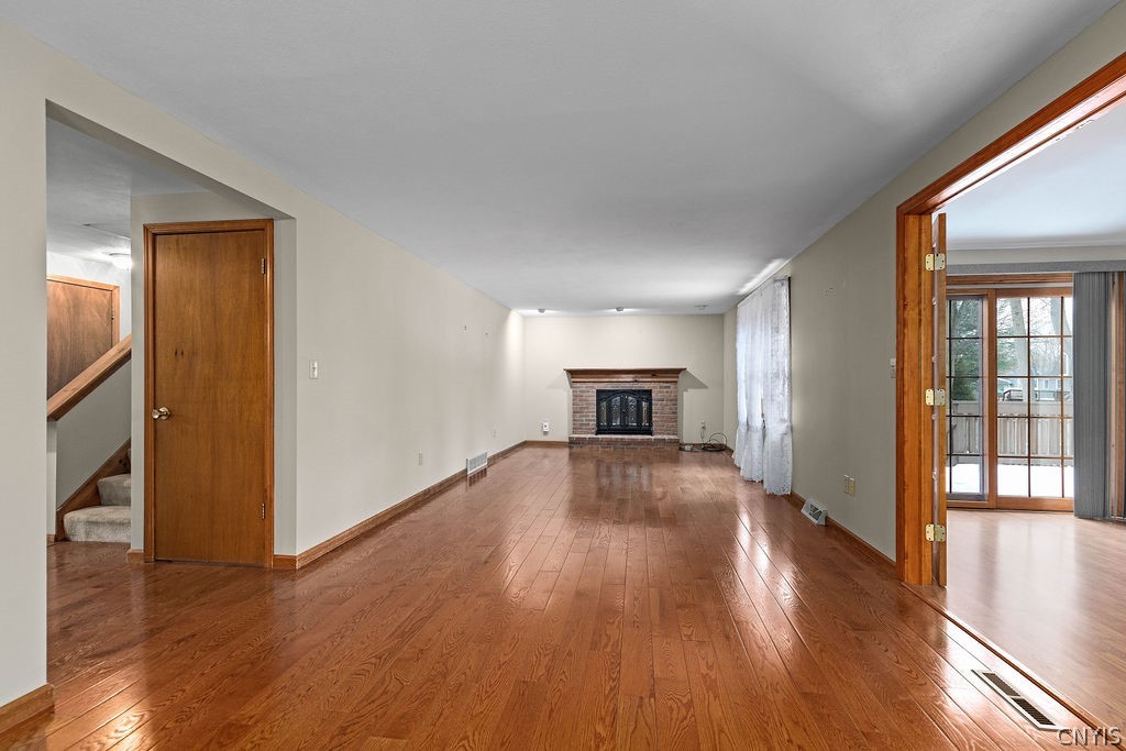 4271 Montezuma Course Clay, NY 13090 - Photo 14 of 26