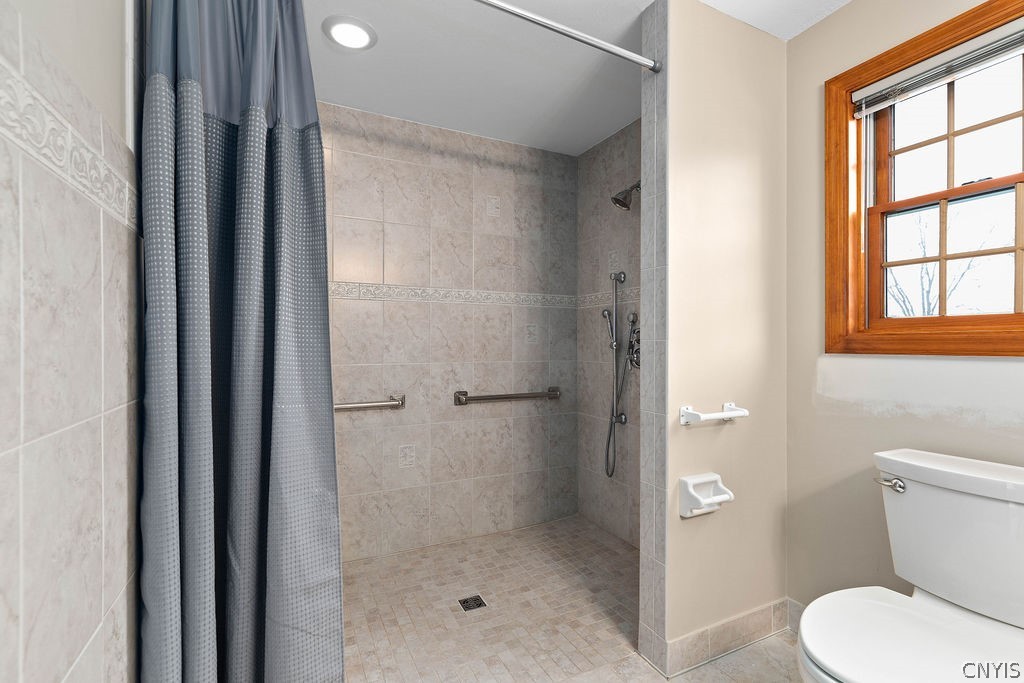 4271 Montezuma Course Clay, NY 13090 - Photo 19 of 26