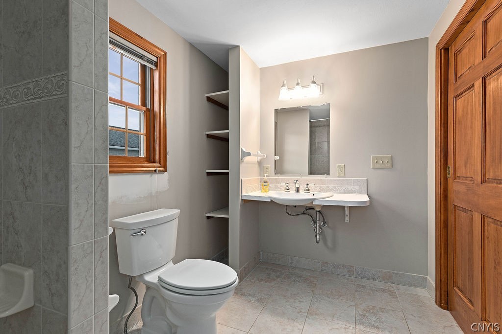 4271 Montezuma Course Clay, NY 13090 - Photo 20 of 26