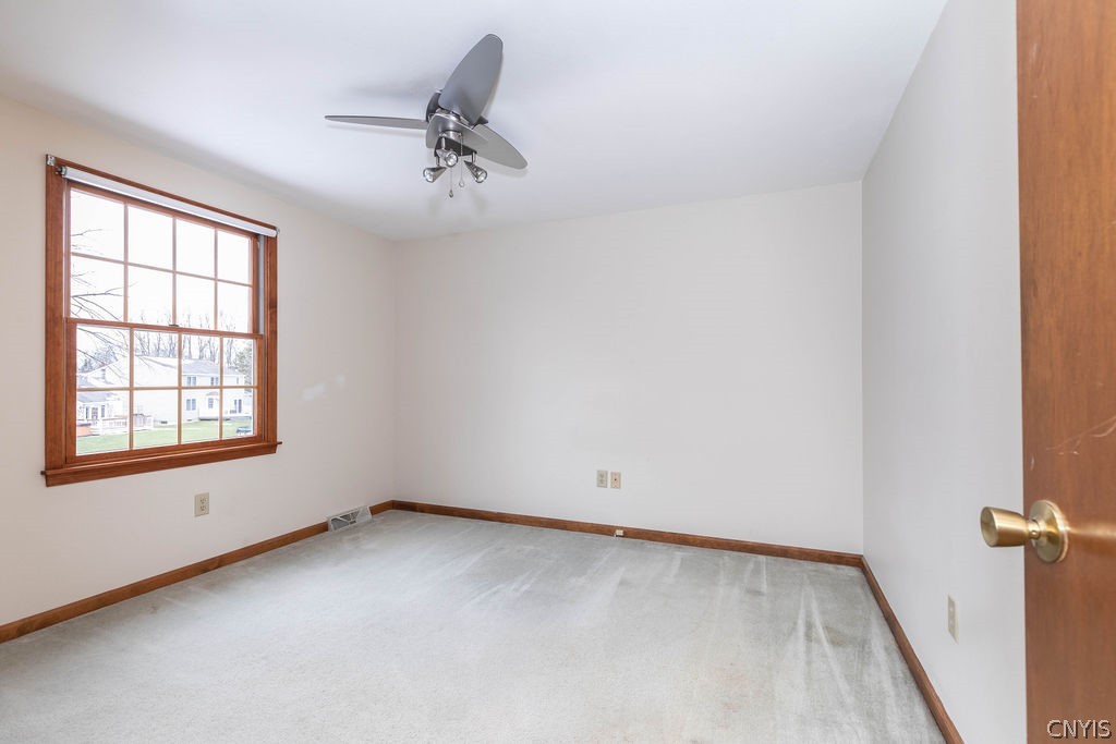 4271 Montezuma Course Clay, NY 13090 - Photo 23 of 26