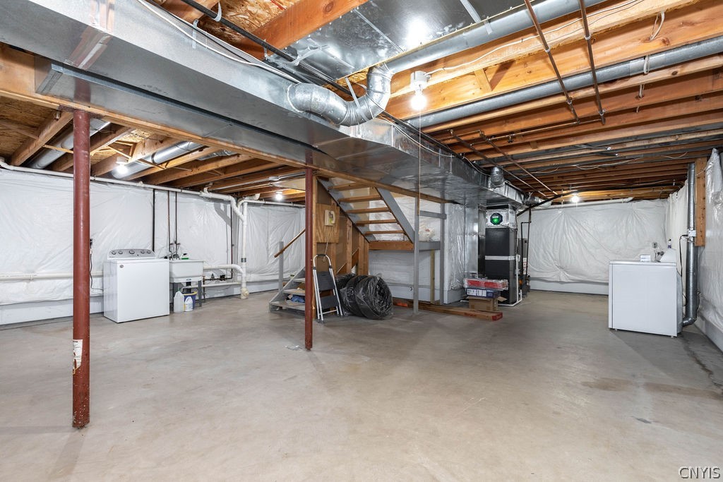 4271 Montezuma Course Clay, NY 13090 - Photo 26 of 26