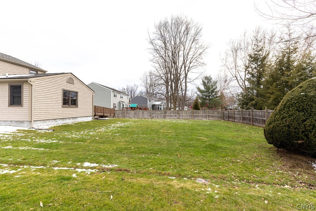 4271 Montezuma Course Clay, NY 13090 - Photo 5 of 26