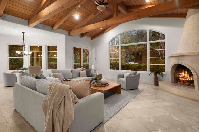 $5,499,000 | 16122 Via Del Alba, Rancho Santa Fe, CA 92067