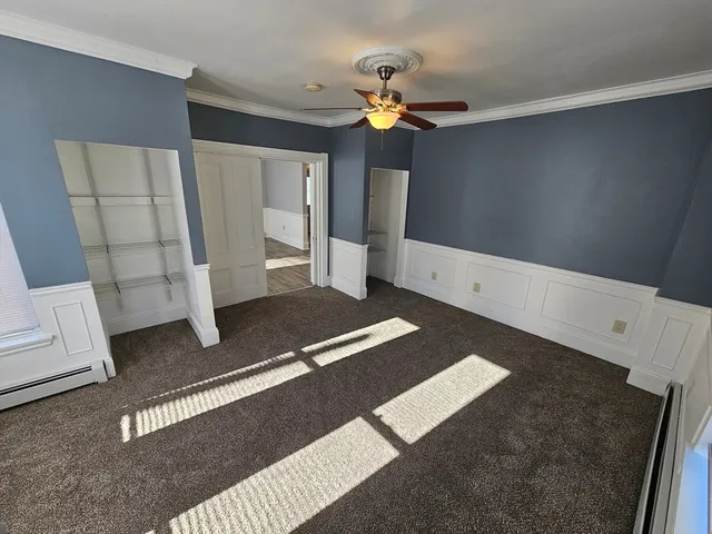 a view of entryway with interior