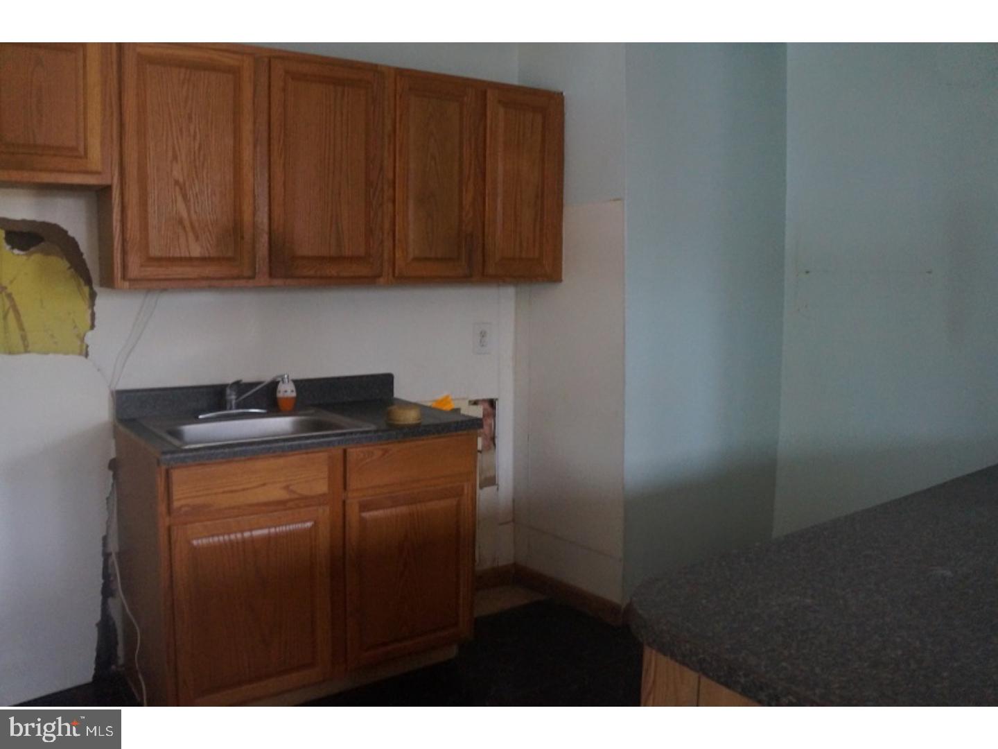 609 River Road Dover, DE 19901 - Photo 5 of 10 Kitchen