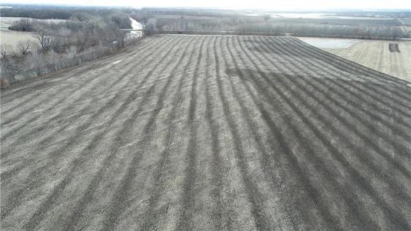 $997,500 | 5 69th Highway, Pattonsburg, MO 64670