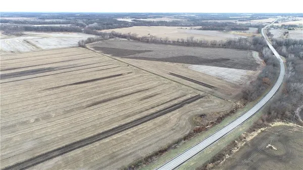 $997,500 | 5 69th Highway, Pattonsburg, MO 64670