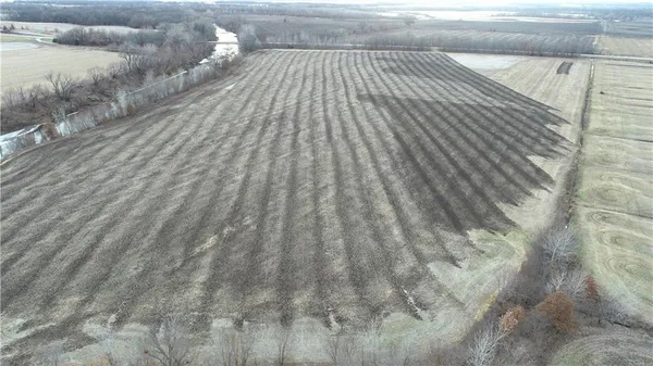 $997,500 | 5 69th Highway, Pattonsburg, MO 64670