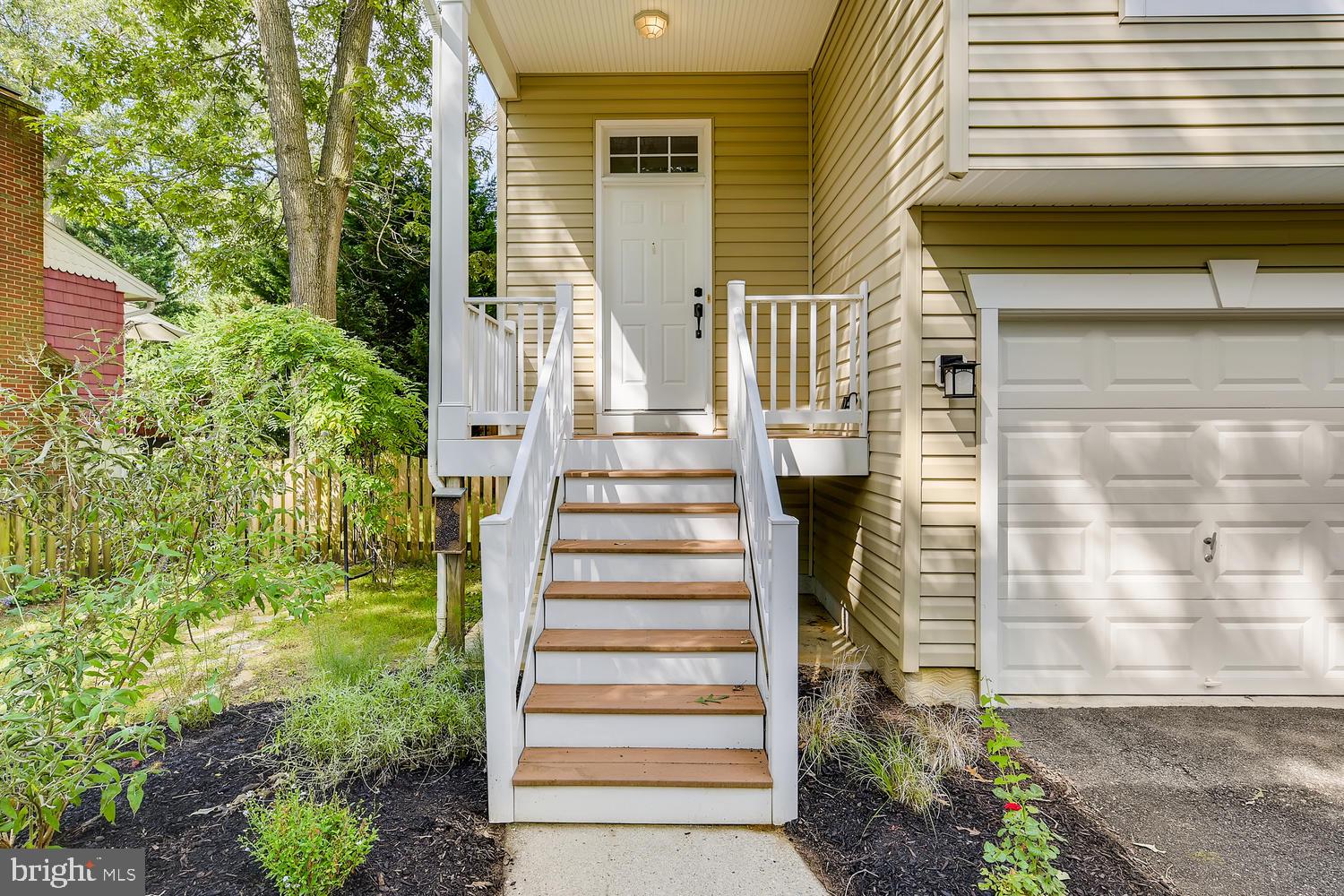 641 Hollywood Road Severna Park, MD 21146 - Photo 3 of 33 Gallery Image 3