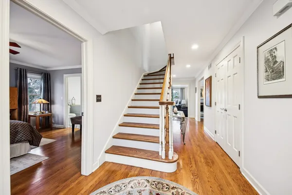 $457,900 | 388 Narragansett Court, Crystal Lake, IL 60012