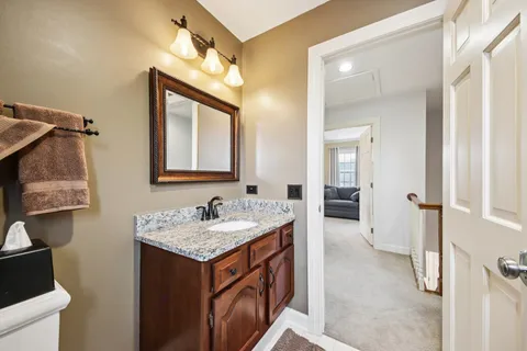 $457,900 | 388 Narragansett Court, Crystal Lake, IL 60012