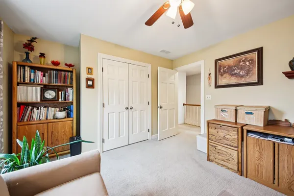 $457,900 | 388 Narragansett Court, Crystal Lake, IL 60012