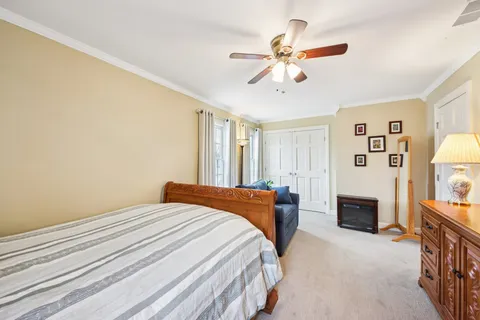 $457,900 | 388 Narragansett Court, Crystal Lake, IL 60012