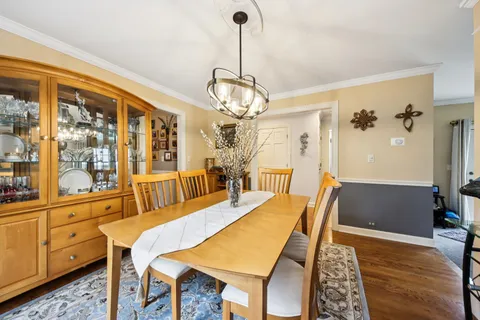 $457,900 | 388 Narragansett Court, Crystal Lake, IL 60012