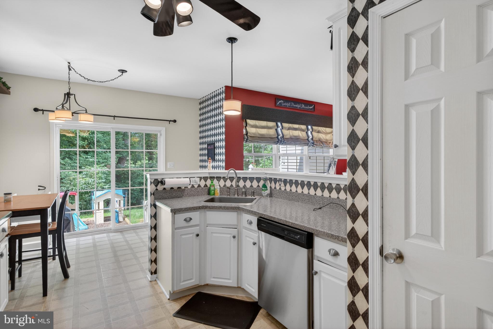 116 Rittenhouse Drive Deptford, NJ 08096 - Photo 7 of 30