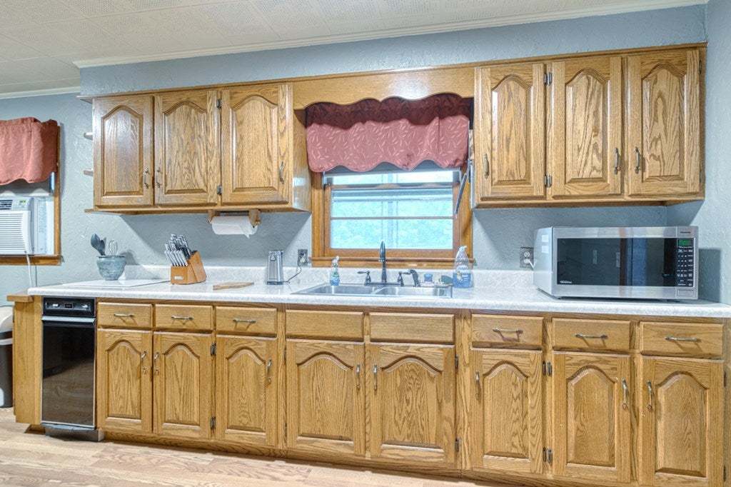 3764 Case Knife Road Pulaski, VA 24301 - Photo 30 of 47 Gallery Image 30
