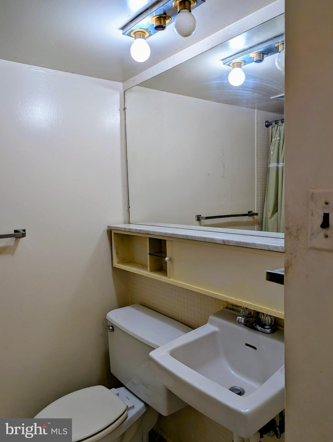 1245 4th Street Southwest, Unit STUDIO E110 Washington, DC 20024 - Photo 9 of 25 Bathroom