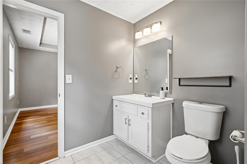 4127 Warren Road Flowery Branch, GA 30542 - Photo 19 of 37